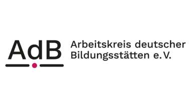 Logo Arbeitskreis der deutschen Bildungsstätten